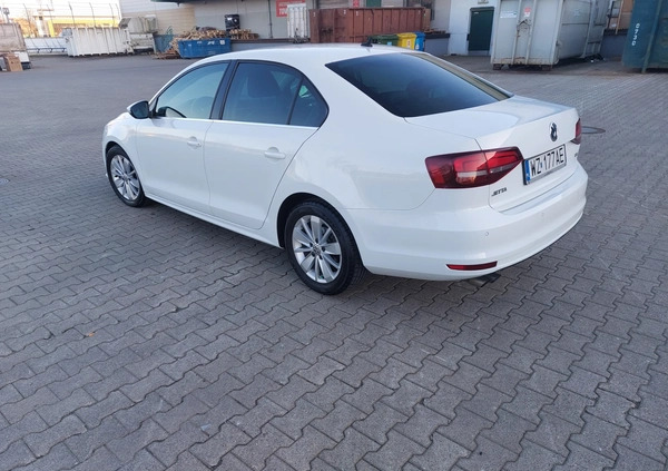 Volkswagen Jetta cena 46500 przebieg: 133586, rok produkcji 2016 z Warszawa małe 154